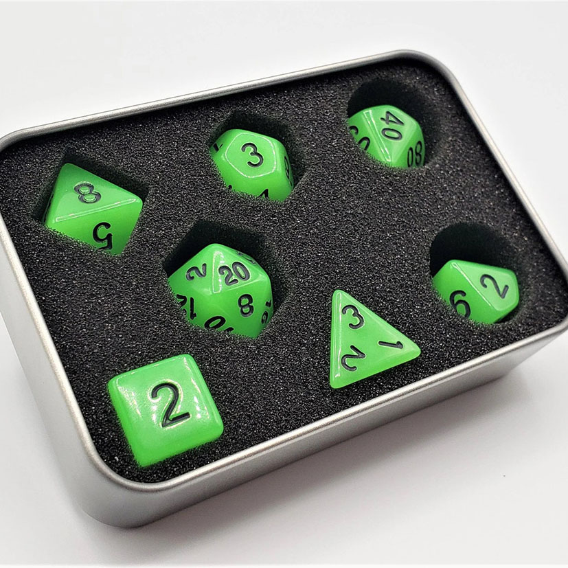 1 set de 7 dés verts glow in the dark