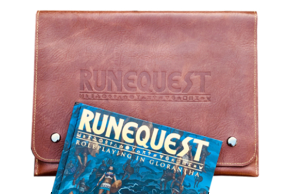 Pochette en cuir Runequest